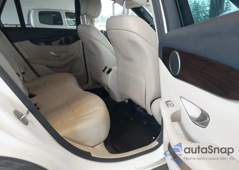 2018 Mercedes-Benz Glc 300 4Matic from USA, damaged, VIN WDC0G4KB5JV109621